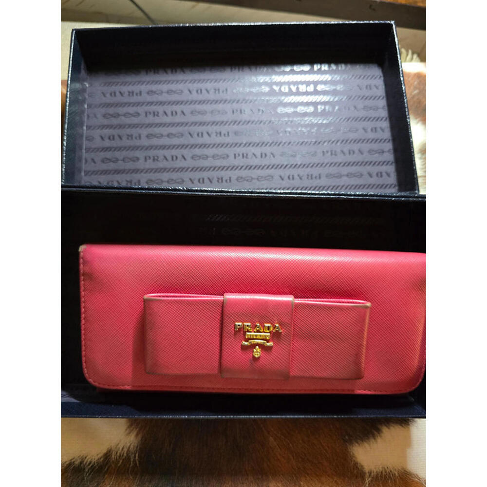Authentic Prada Pink Saffiano Bow Wallet - Picture 3 of 15